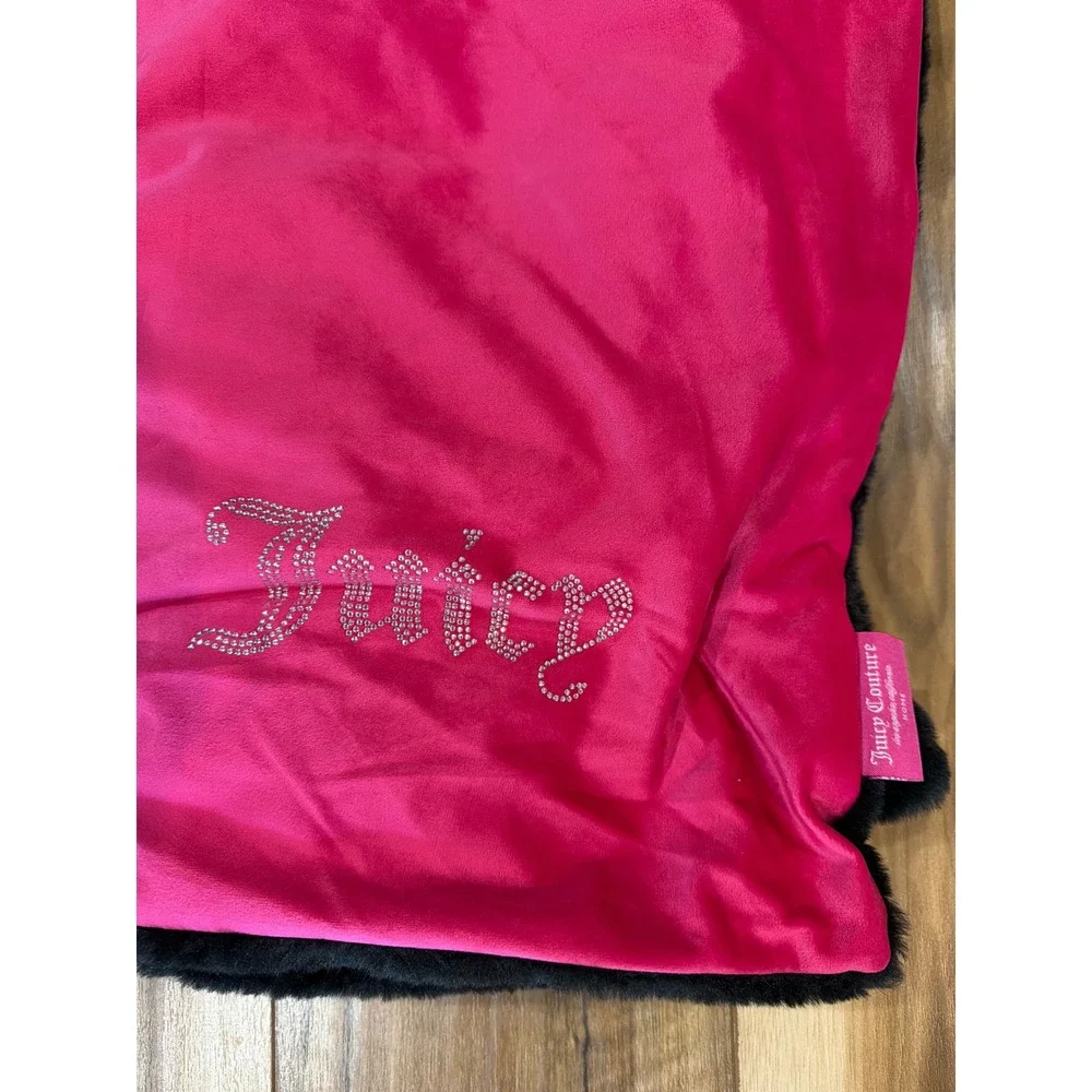 Juicy Couture Pink Black Faux Fur Reversible Plush Throw Blanket Rhinestone Logo